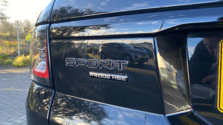 Land Rover Range Rover Sport 2.0 P400e HSE Dynamic Black 5dr Auto Estate